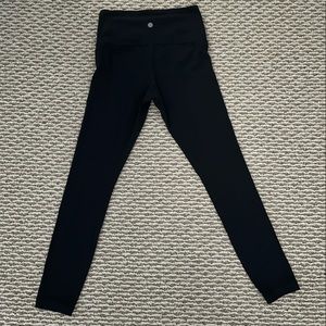 Athleta Elation Navy 7/8 Leggings In Powervita